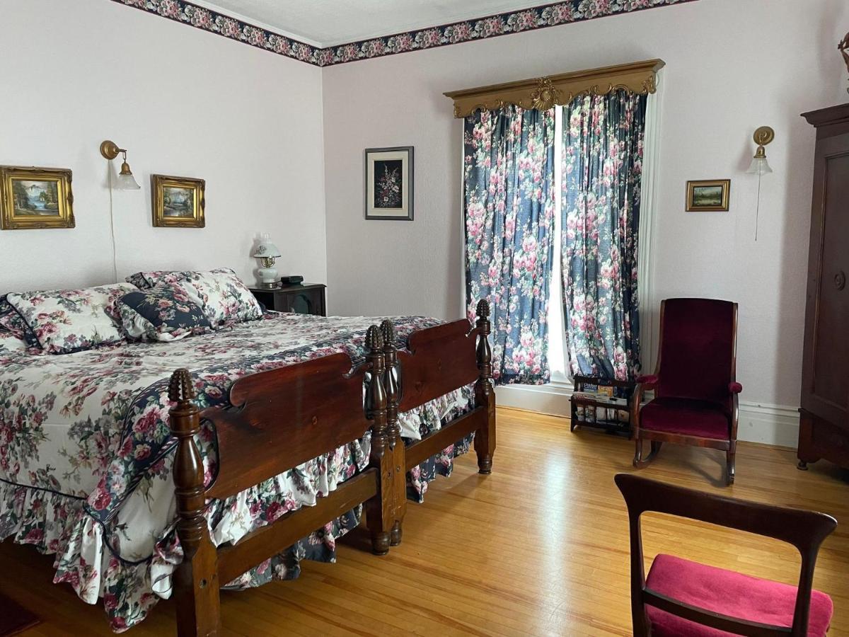 Marshlands Inn Sackville Rum bild