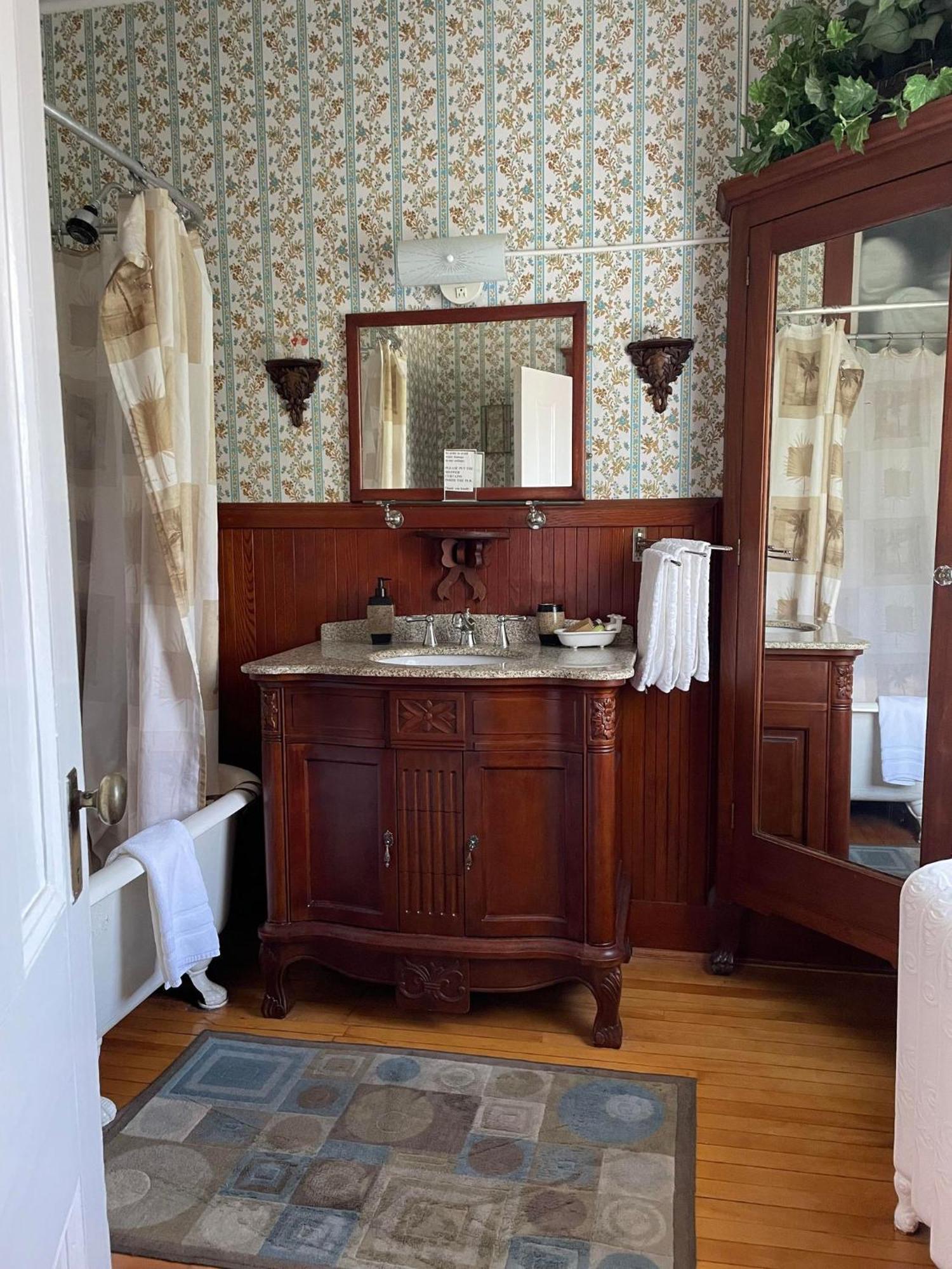Marshlands Inn Sackville Rum bild