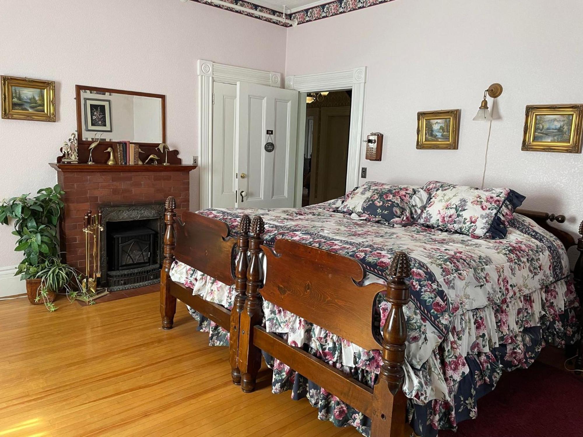 Marshlands Inn Sackville Rum bild